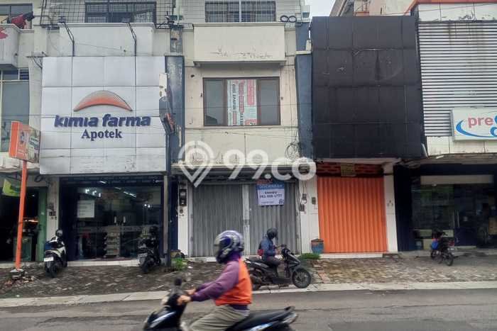 Area Strategis! Disewakan Ruko Lokasi Sukolilo, Surabaya Cocok untuk Bisnis Area Strategis! Disewakan Ruko Lokasi Sukolilo, Surabaya Cocok untuk Bisnis