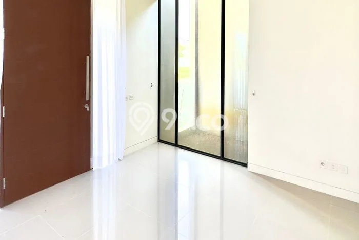 Siap Huni Rumah Mewah 5 Kamar di Tamalanrea Dekat ke Mana Saja Siap Huni Rumah Mewah 5 Kamar di Tamalanrea Dekat ke Mana Saja