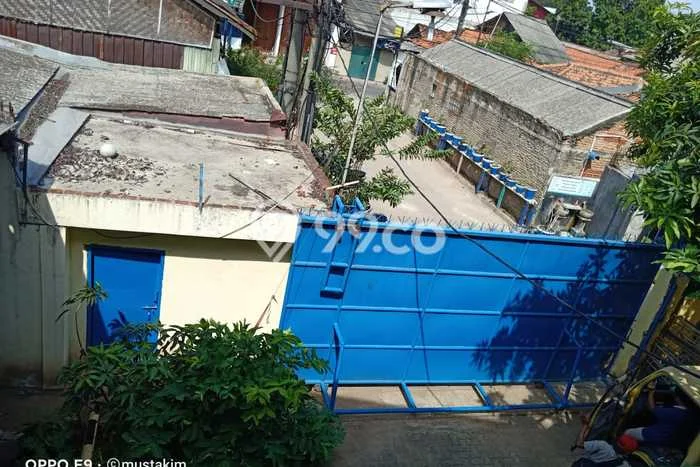 Pabrik di Kalideres, Luas 2054m², Posisi Jalan Utama Pabrik di Kalideres, Luas 2054m², Posisi Jalan Utama