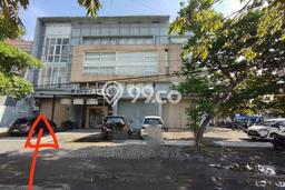 Unit Ruko Dijual di Surabaya LT 70m2 & LB 210m2 Unit Ruko Dijual di Surabaya LT 70m2 & LB 210m2