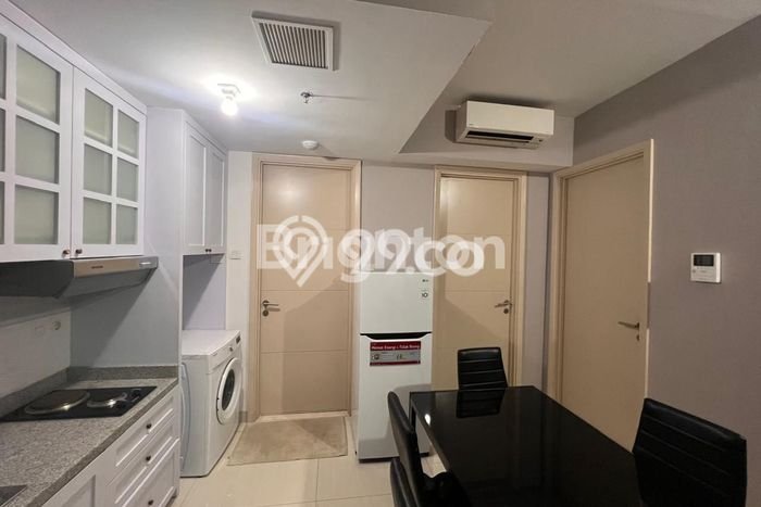 Apartemen Strategis 59m2 di Pakuwon Indah Surabaya 2 KT Apartemen Strategis 59m2 di Pakuwon Indah Surabaya 2 KT