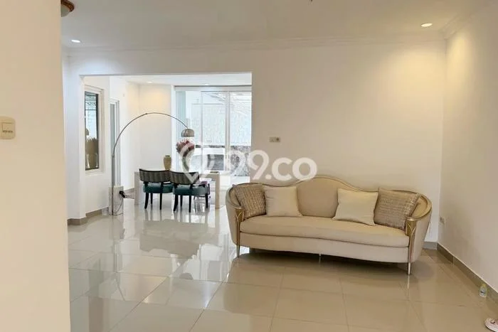 Rumah Modern 3 Kamar LT 180m2 di Surabaya Kota Rumah Modern 3 Kamar LT 180m2 di Surabaya Kota