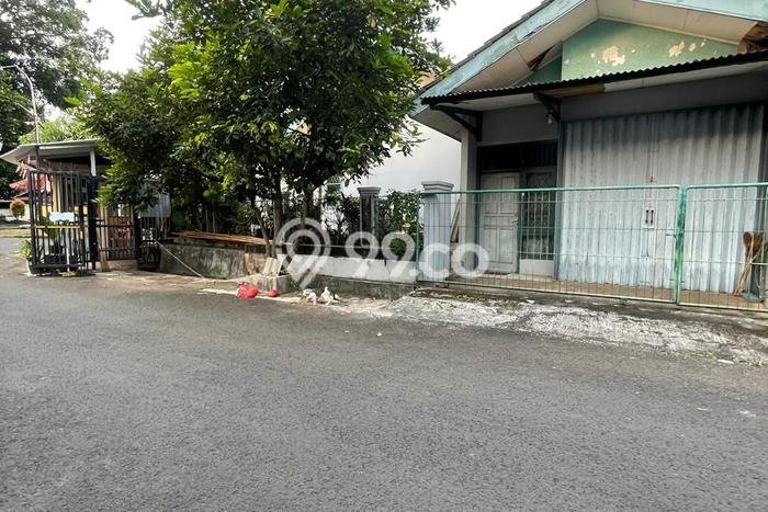 Rumah di BSD, Ready, 4 KT, Akses BSD, Tangerang Selatan, Tangerang Selatan, LT 229m² Bangunan 180m² Rumah di BSD, Ready, 4 KT, Akses BSD, Tangerang Selatan, Tangerang Selatan, LT 229m² Bangunan 180m²