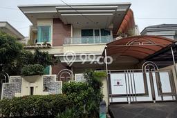 Rumah Luxury Modern Tanpa Renovasi di Joglo Jakarta Barat Rumah Luxury Modern Tanpa Renovasi di Joglo Jakarta Barat