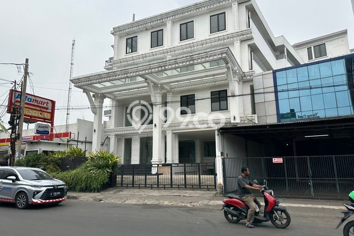 Komersial Bagus Dijual LB 5500m2 Lokasi Strategis Bekasi Area Cocok untuk Bisnis Komersial Bagus Dijual LB 5500m2 Lokasi Strategis Bekasi Area Cocok untuk Bisnis