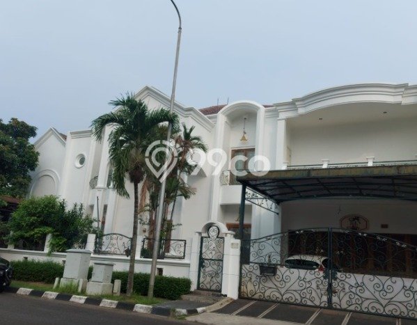 Ready to Use! Luxury House LT 1294m2 Desain Elegan di Cikokol Ready to Use! Luxury House LT 1294m2 Desain Elegan di Cikokol