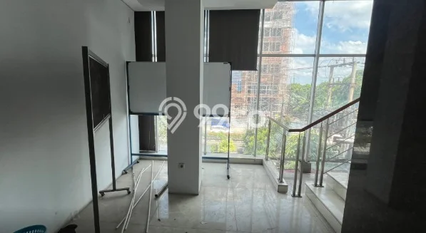 Kantor Dijual di Cipondoh Tangerang dengan Luas Bangunan 3500m2 Kantor Dijual di Cipondoh Tangerang dengan Luas Bangunan 3500m2
