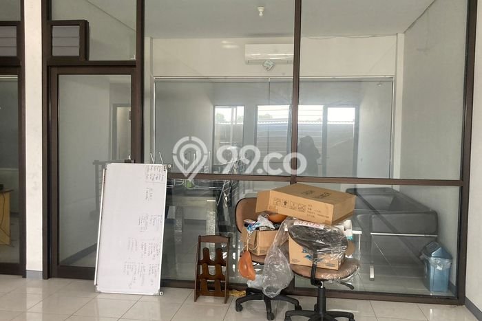 Unit Ruko Dijual di Menganti Gresik Luas Bangunan 172m2 Unit Ruko Dijual di Menganti Gresik Luas Bangunan 172m2