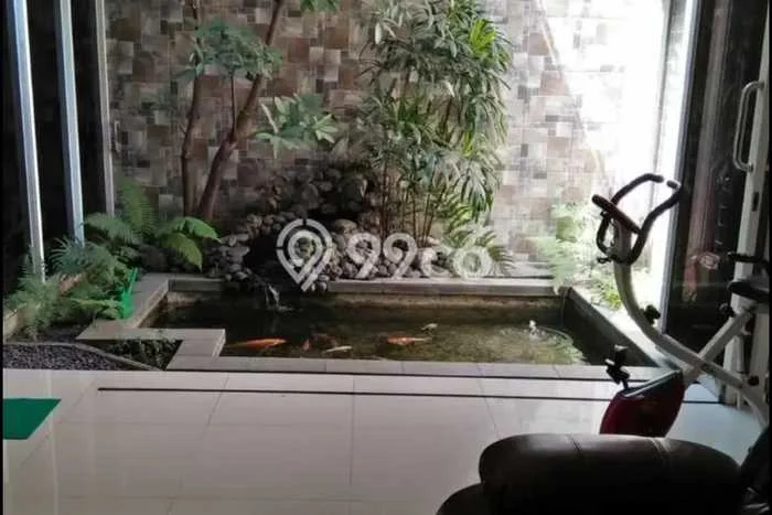 Hunian Mewah Dijual LT 253m2 di Gayungan, Surabaya Hunian Mewah Dijual LT 253m2 di Gayungan, Surabaya