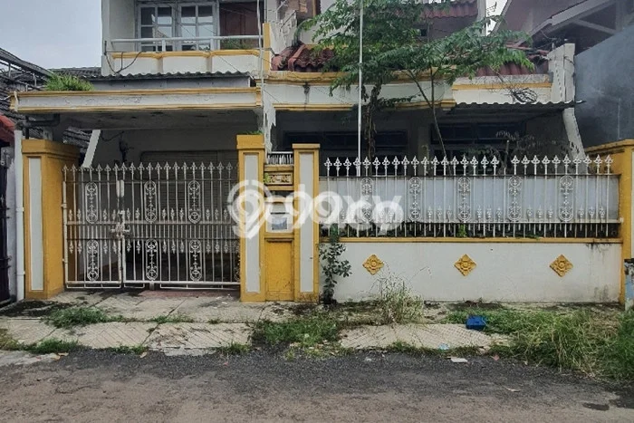 Hunian Cantik Modern Lb 272m2 di Wonocolo, Surabaya Hunian Cantik Modern Lb 272m2 di Wonocolo, Surabaya