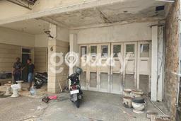 Jual Rumah 7 KT di Wonokromo, Surabaya - Luas Tanah 573m2m² Jual Rumah 7 KT di Wonokromo, Surabaya - Luas Tanah 573m2m²