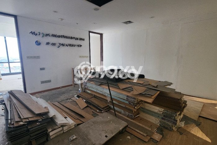 Disewakan Kantor di Pusat Kota Surabaya Ramai Strategis Disewakan Kantor di Pusat Kota Surabaya Ramai Strategis