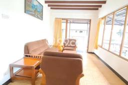 HARGA MENARIK! Vila Kawasan , Ukuran 300m2m², Lokasi Strategis dengan akses mudah HARGA MENARIK! Vila Kawasan , Ukuran 300m2m², Lokasi Strategis dengan akses mudah
