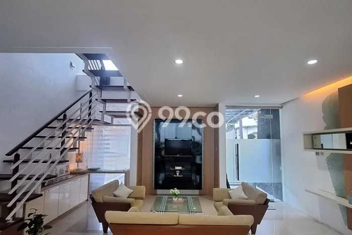 Rumah Bagus Siap Pakai Di Coblong Luas 200m2 Lokasi Strategis Rumah Bagus Siap Pakai Di Coblong Luas 200m2 Lokasi Strategis