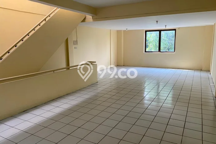 Ruko Strategis di Kedoya, Luas 265m², Jalan Utama, Area Bisnis Aktif Ruko Strategis di Kedoya, Luas 265m², Jalan Utama, Area Bisnis Aktif