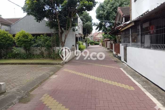 Kavling Tanah di Depok Dijual Luas 322m2 Legalitas SHM Kavling Tanah di Depok Dijual Luas 322m2 Legalitas SHM