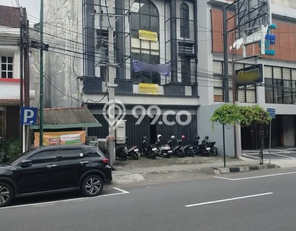 Ruko paling strategis disewakan di Gondokusuman Yogyakarta Ruko paling strategis disewakan di Gondokusuman Yogyakarta