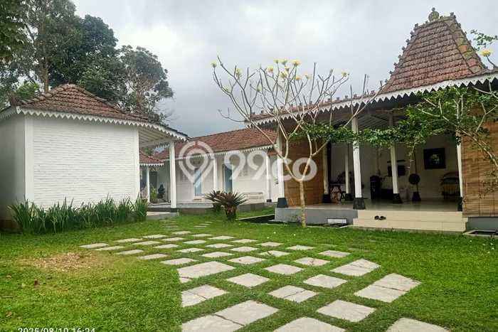 LOKASI STRATEGIS! Vila Kawasan Turi, Area 550m2m², Lokasi Strategis LOKASI STRATEGIS! Vila Kawasan Turi, Area 550m2m², Lokasi Strategis