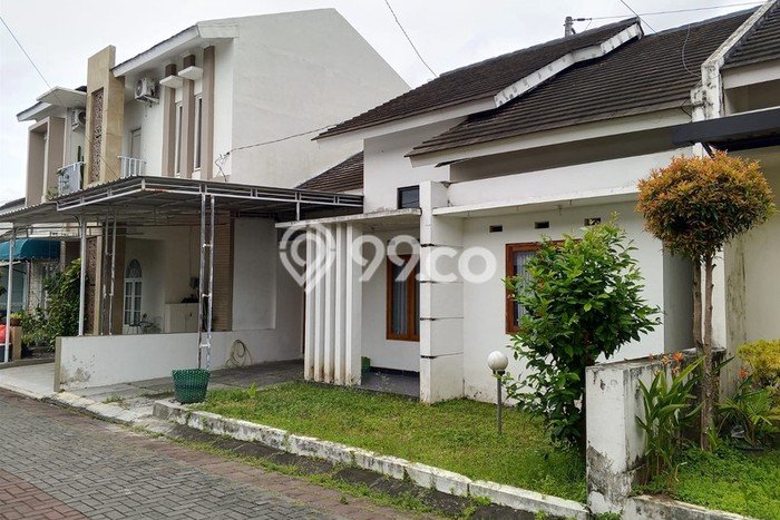 Dijual Rumah 3 Kamar Lokasi Ideal Nyaman dan Strategis di Mlati Dijual Rumah 3 Kamar Lokasi Ideal Nyaman dan Strategis di Mlati