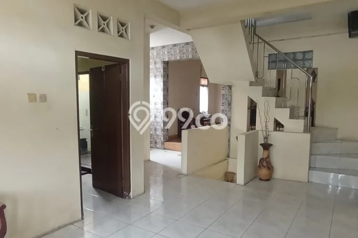 Ruko bagus disewakan di Mlati Sleman dengan LB 200m2 harga sewa terbaik Ruko bagus disewakan di Mlati Sleman dengan LB 200m2 harga sewa terbaik