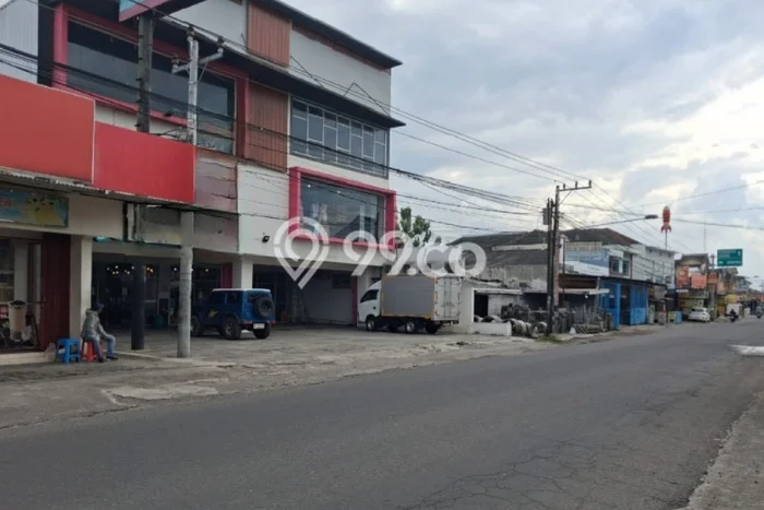 Ruko Disewakan di Godean, Luas 1150m², Lokasi Komersial, Akses Strategis Ruko Disewakan di Godean, Luas 1150m², Lokasi Komersial, Akses Strategis