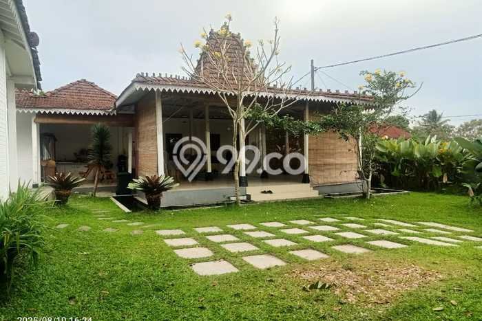 LOKASI STRATEGIS! Vila Kawasan Turi, Area 550m2m², Lokasi Strategis LOKASI STRATEGIS! Vila Kawasan Turi, Area 550m2m², Lokasi Strategis