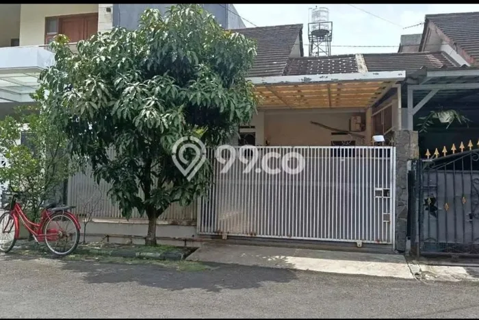Rumah Strategis Minimalis Lb 100m2 di Antapani, Bandung Rumah Strategis Minimalis Lb 100m2 di Antapani, Bandung