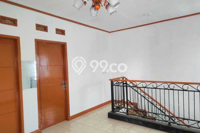 Jual Rumah Strategis Bagus Punya 4 KT di Babakan Ciparay Bandung SHM Jual Rumah Strategis Bagus Punya 4 KT di Babakan Ciparay Bandung SHM