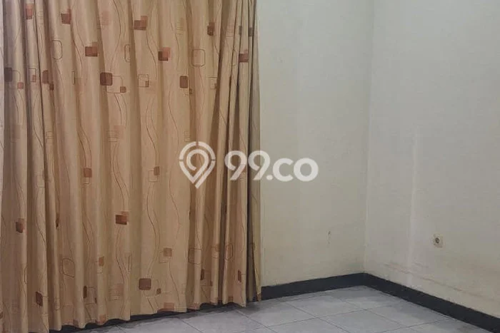 Disewakan! Rumah 2 Kamar Tidur &
1 Kamar Mandi di Taman Kopo Indah, Bandung Disewakan! Rumah 2 Kamar Tidur &
1 Kamar Mandi di Taman Kopo Indah, Bandung