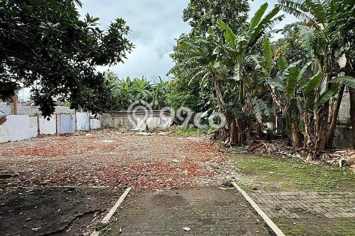 Tanah di Kebayoran Baru, Jakarta Selatan Luas 635m2 Dijual Segera Tanah di Kebayoran Baru, Jakarta Selatan Luas 635m2 Dijual Segera