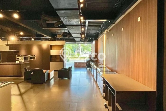 Unit Kantor Dijual di Jakarta Barat LT 534m2 & LB 665m2 Unit Kantor Dijual di Jakarta Barat LT 534m2 & LB 665m2
