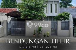 Rumah Elit Modern Siap Huni di Bendungan Hilir Jakarta Pusat Rumah Elit Modern Siap Huni di Bendungan Hilir Jakarta Pusat