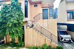 Rumah Elit LB 157m2 Siap Huni Desain Elegan di Rawamangun, Jakarta Timur Rumah Elit LB 157m2 Siap Huni Desain Elegan di Rawamangun, Jakarta Timur