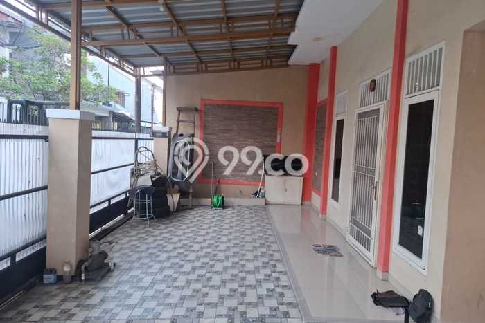 Jual Rumah Luas Megah Dengan View Cantik di Klender, Jakarta Timur Jual Rumah Luas Megah Dengan View Cantik di Klender, Jakarta Timur