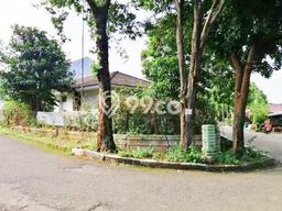 Rumah Elit Modern Tanpa Renovasi di Kalibata Jakarta Selatan Rumah Elit Modern Tanpa Renovasi di Kalibata Jakarta Selatan