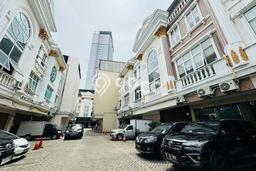 Ruko Dijual di Jakarta Selatan LT 72m2 & LB 238m2 Lokasi Terbaik! Ruko Dijual di Jakarta Selatan LT 72m2 & LB 238m2 Lokasi Terbaik!