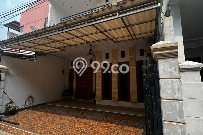 Disewakan Rumah Konsep Modern di Tebet Jakarta Selatan dengan 2 KT Disewakan Rumah Konsep Modern di Tebet Jakarta Selatan dengan 2 KT