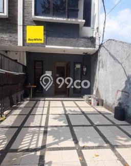 Rumah Elit Modern Siap Huni di Bendungan Hilir Jakarta Pusat Rumah Elit Modern Siap Huni di Bendungan Hilir Jakarta Pusat