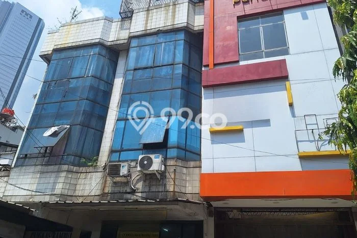 Ruko Dijual di Prime Area Jakarta Pusat Luas 300m2 Ruko Dijual di Prime Area Jakarta Pusat Luas 300m2