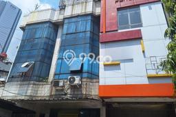 Ruko Dijual di Prime Area Jakarta Pusat Luas 300m2 Ruko Dijual di Prime Area Jakarta Pusat Luas 300m2