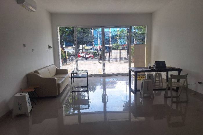 Ruko Dijual Lokasi Emas di Pasar Minggu Luas 400m2 Ruko Dijual Lokasi Emas di Pasar Minggu Luas 400m2
