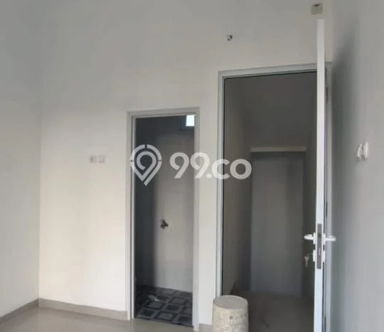For Sale Rumah 3 Kamar Lokasi Ideal Bagus dan Strategis di Kelapa Gading For Sale Rumah 3 Kamar Lokasi Ideal Bagus dan Strategis di Kelapa Gading