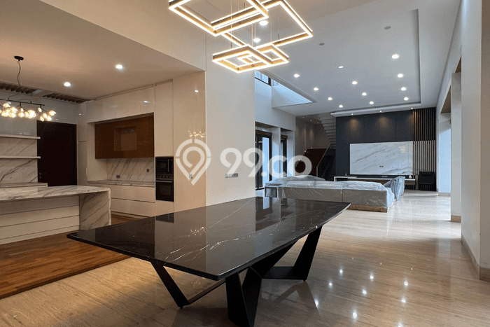 Hunian Mewah LB 1046m2 Siap Huni Desain Elegan di BSD Bukit Golf, Tangerang Hunian Mewah LB 1046m2 Siap Huni Desain Elegan di BSD Bukit Golf, Tangerang