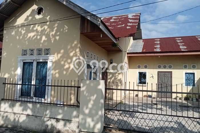 For Sale Rumah 3 Kamar Lokasi Strategis Nyaman dan Strategis di Bukit Raya For Sale Rumah 3 Kamar Lokasi Strategis Nyaman dan Strategis di Bukit Raya