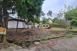 Jarang Ada! Tanah di Marpoyan Damai Punya Luas 700m2 SHM Jarang Ada! Tanah di Marpoyan Damai Punya Luas 700m2 SHM