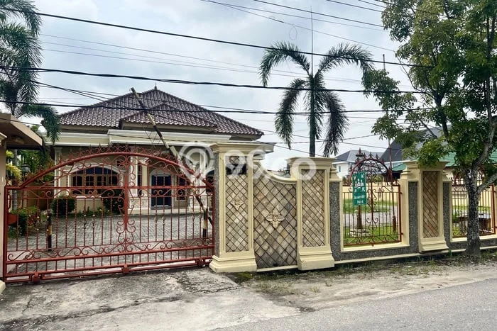 Rumah Bagus Siap Pakai Di Bukit Raya Luas 700m2 Lokasi Strategis Rumah Bagus Siap Pakai Di Bukit Raya Luas 700m2 Lokasi Strategis