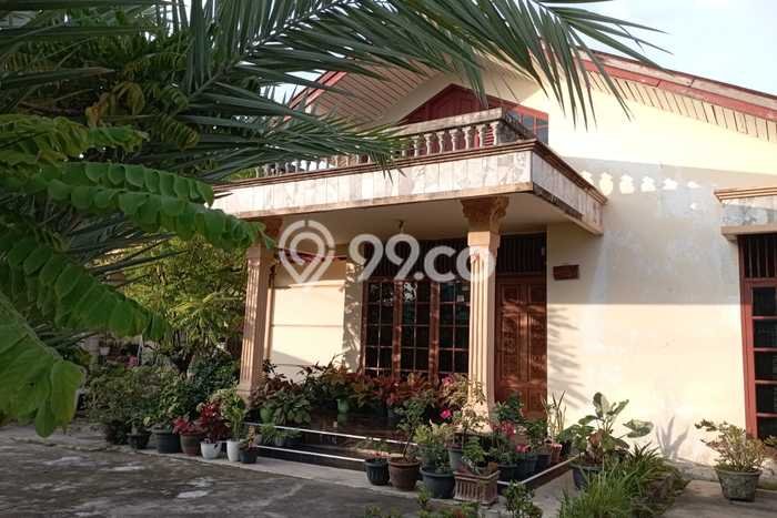 Jual Rumah Strategis Bagus Punya 7 KT di Payung Sekaki Pekanbaru - Jual Rumah Strategis Bagus Punya 7 KT di Payung Sekaki Pekanbaru -
