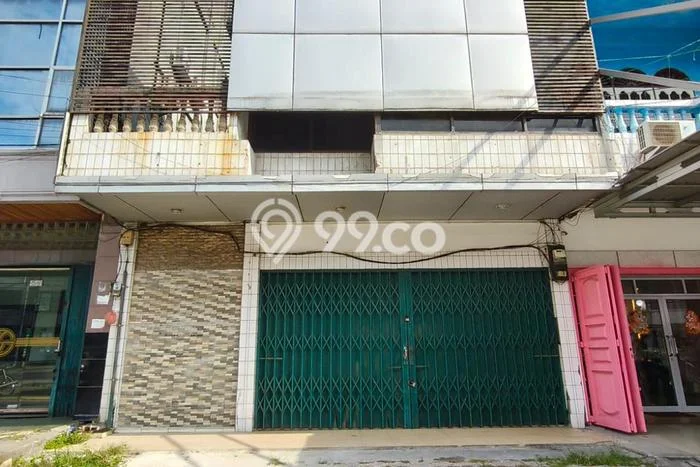 Ruko untuk disewa di Tampan punya LT 190m2 & LB 550m2 harga sewa kompetitif Ruko untuk disewa di Tampan punya LT 190m2 & LB 550m2 harga sewa kompetitif