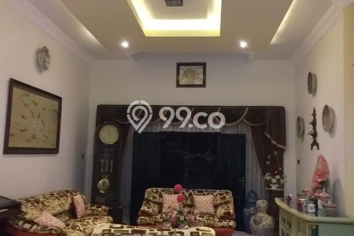 SPECIAL PRICE! Rumah Asri lokasi , Luas 390m2m² LB 900m2m² SPECIAL PRICE! Rumah Asri lokasi , Luas 390m2m² LB 900m2m²