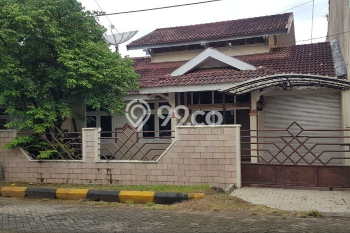 Rumah di Panakukkang, 3 KT, Design Minimalis, Luas 252m² Bangunan 190m² Rumah di Panakukkang, 3 KT, Design Minimalis, Luas 252m² Bangunan 190m²